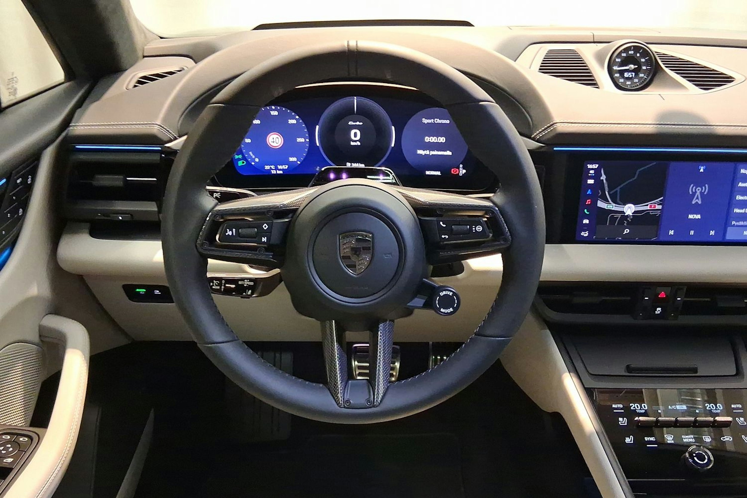 met. vihreä Porsche Macan 2026 kuva 14.