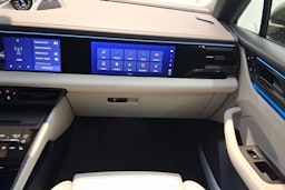 met. vihreä Porsche Macan 2026 kuva 16.