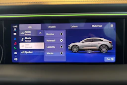 vihreä Porsche Macan 2026 kuva 18.