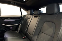 harmaa Porsche Macan 2026 kuva 8.