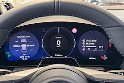 harmaa Porsche Macan 2026 kuva 14.