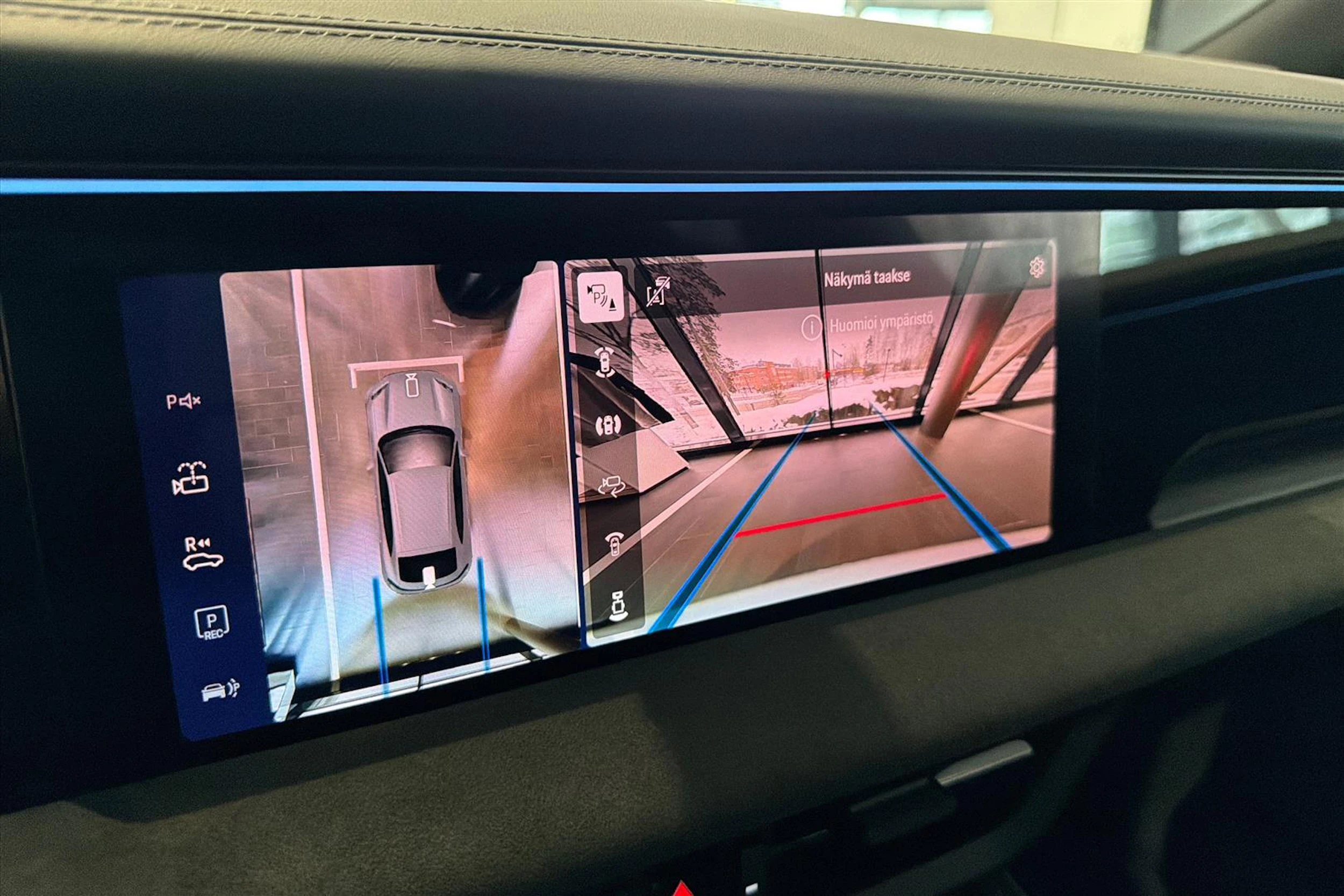 harmaa Porsche Macan 2026 kuva 28.