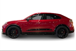 punainen Porsche Macan 2026 kuva 5.