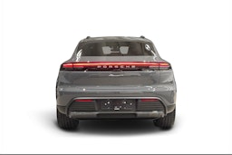 harmaa Porsche Macan 2026 kuva 3.