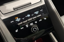 harmaa Porsche Macan 2026 kuva 14.