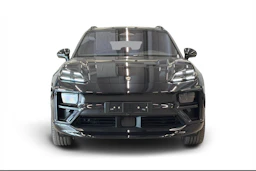 musta Porsche Macan 2026 kuva 5.