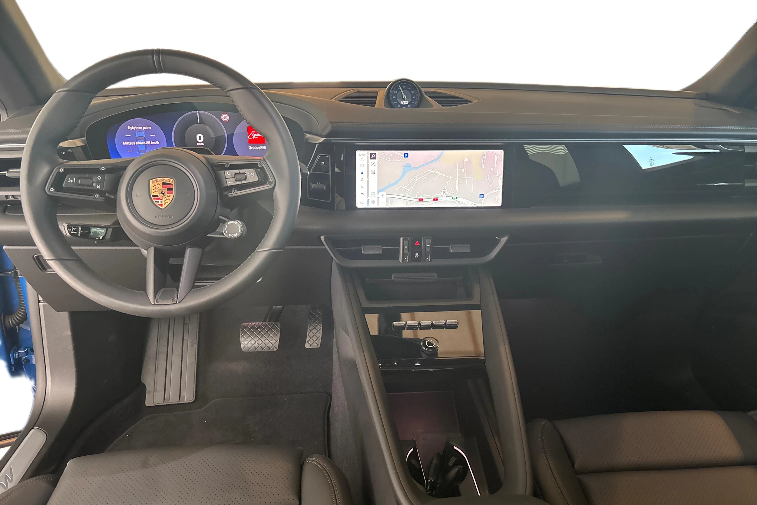 sininen Porsche Macan 2026 kuva 8.