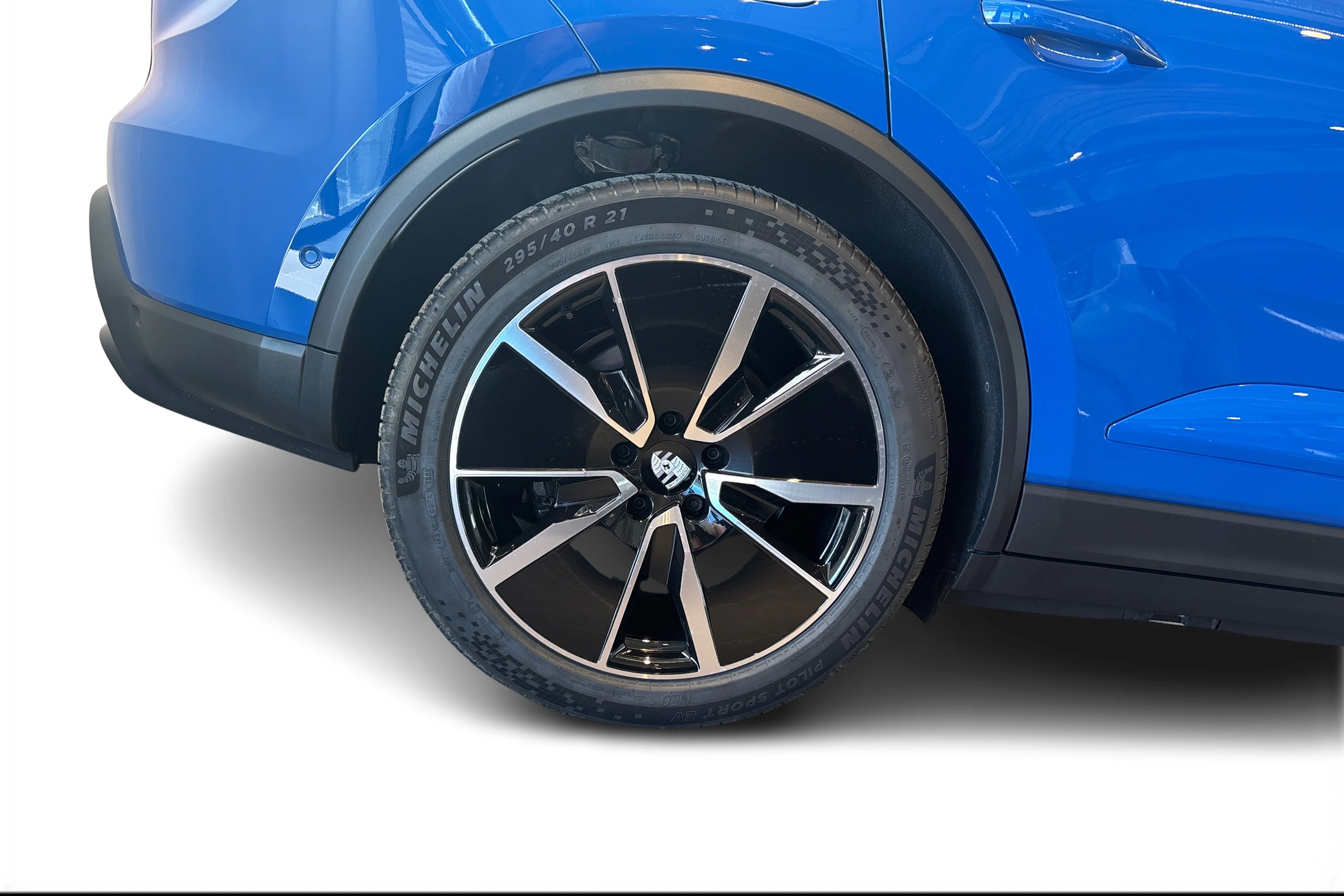 sininen Porsche Macan 2026 kuva 10.