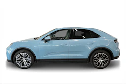 sininen Porsche Macan 2026 kuva 6.