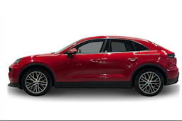 punainen Porsche Macan 2026 kuva 5.
