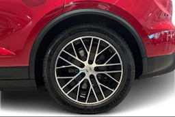 punainen Porsche Macan 2026 kuva 9.