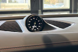musta Porsche Macan 2026 kuva 17.