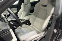 harmaa Porsche Macan 2026 kuva 17.