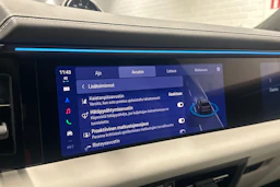 harmaa Porsche Macan 2026 kuva 24.