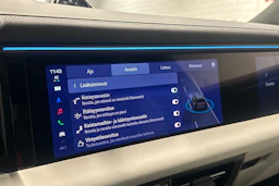harmaa Porsche Macan 2026 kuva 25.