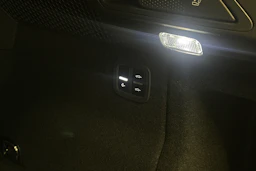 harmaa Porsche Macan 2026 kuva 27.