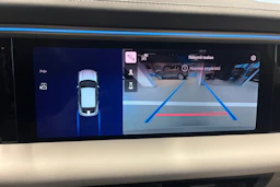 met. harmaa Porsche Macan 2026 kuva 25.