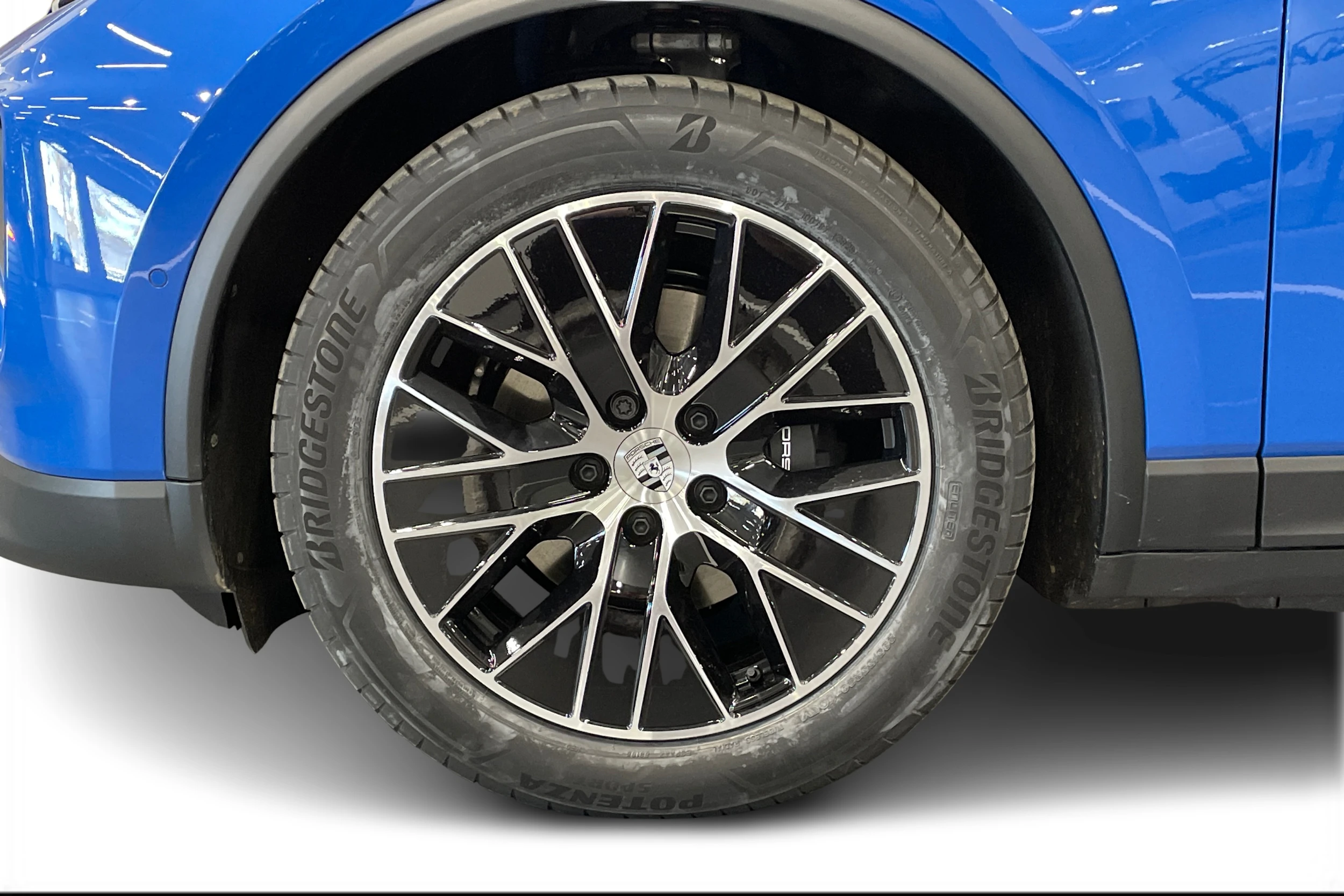 met. sininen Porsche Macan 2026 kuva 9.