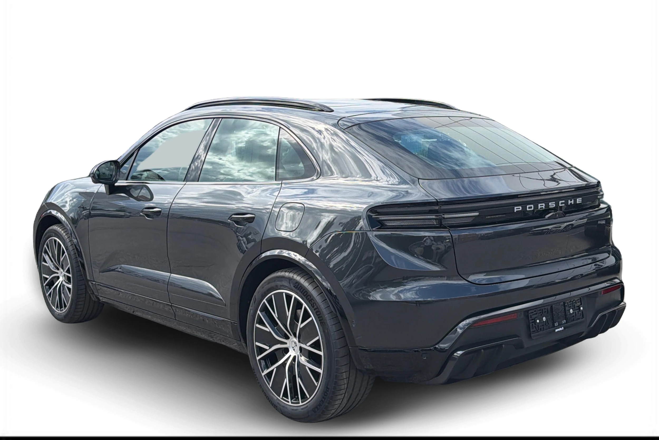 harmaa Porsche Macan 2026 kuva 2.