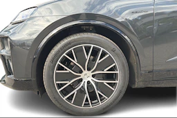 harmaa Porsche Macan 2026 kuva 8.