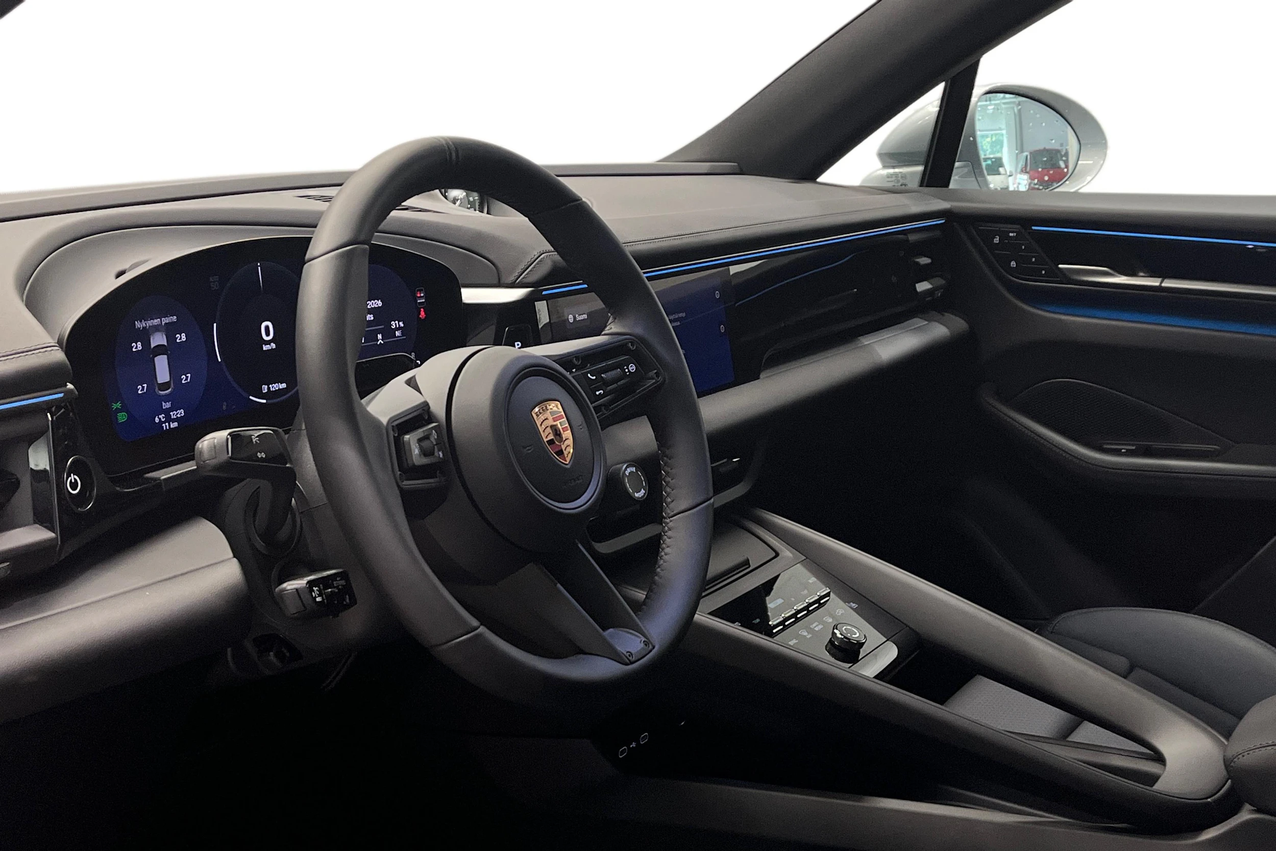 harmaa Porsche Macan 2026 kuva 6.