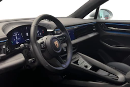 harmaa Porsche Macan 2026 kuva 6.