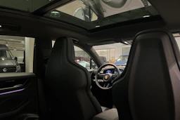 harmaa Porsche Macan 2026 kuva 20.