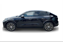 musta Porsche Macan 2026 kuva 5.