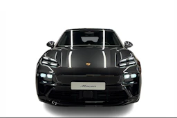 harmaa Porsche Macan 2026 kuva 4.