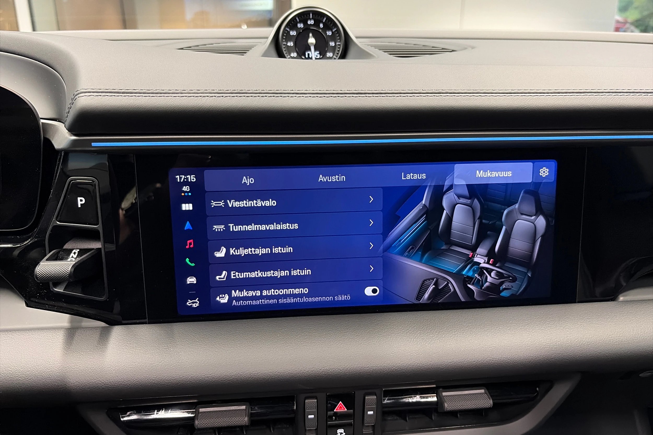 harmaa Porsche Macan 2026 kuva 20.