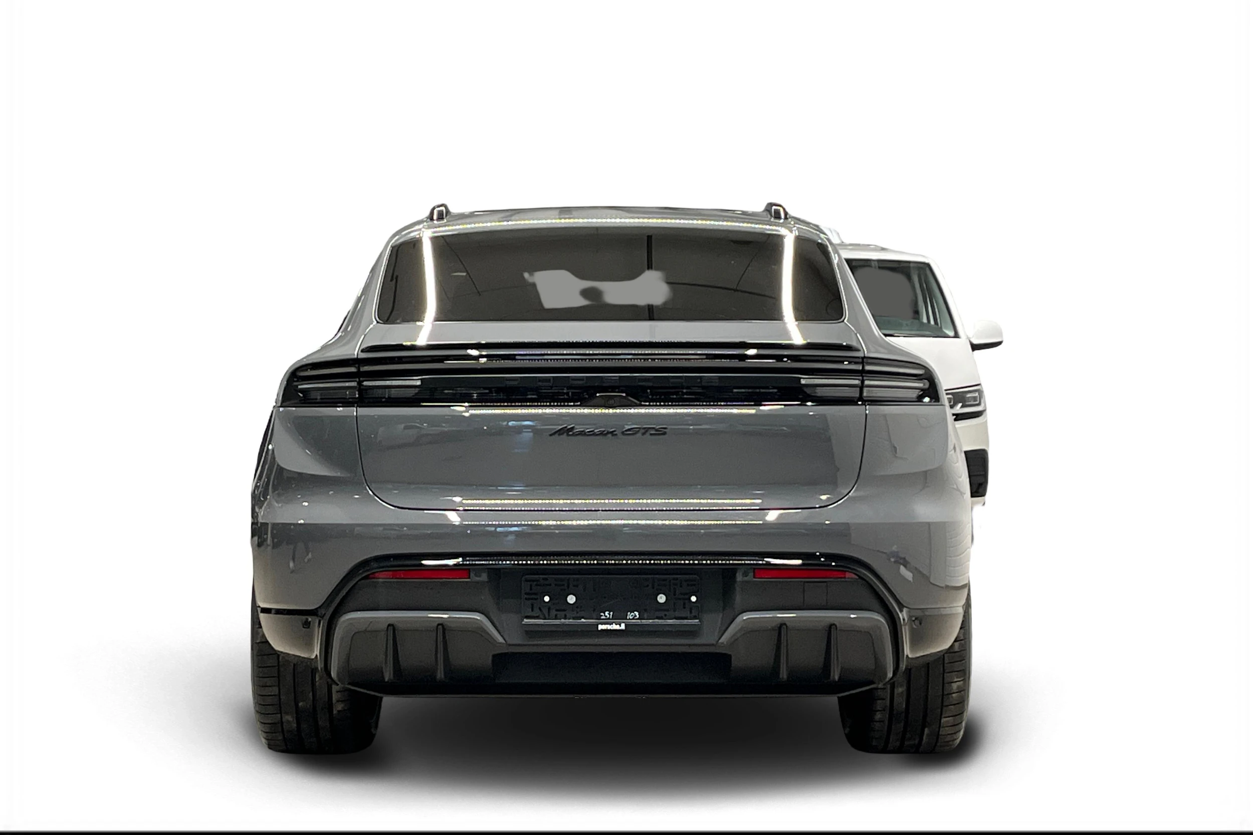 harmaa Porsche Macan 2026 kuva 3.