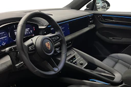 harmaa Porsche Macan 2026 kuva 5.