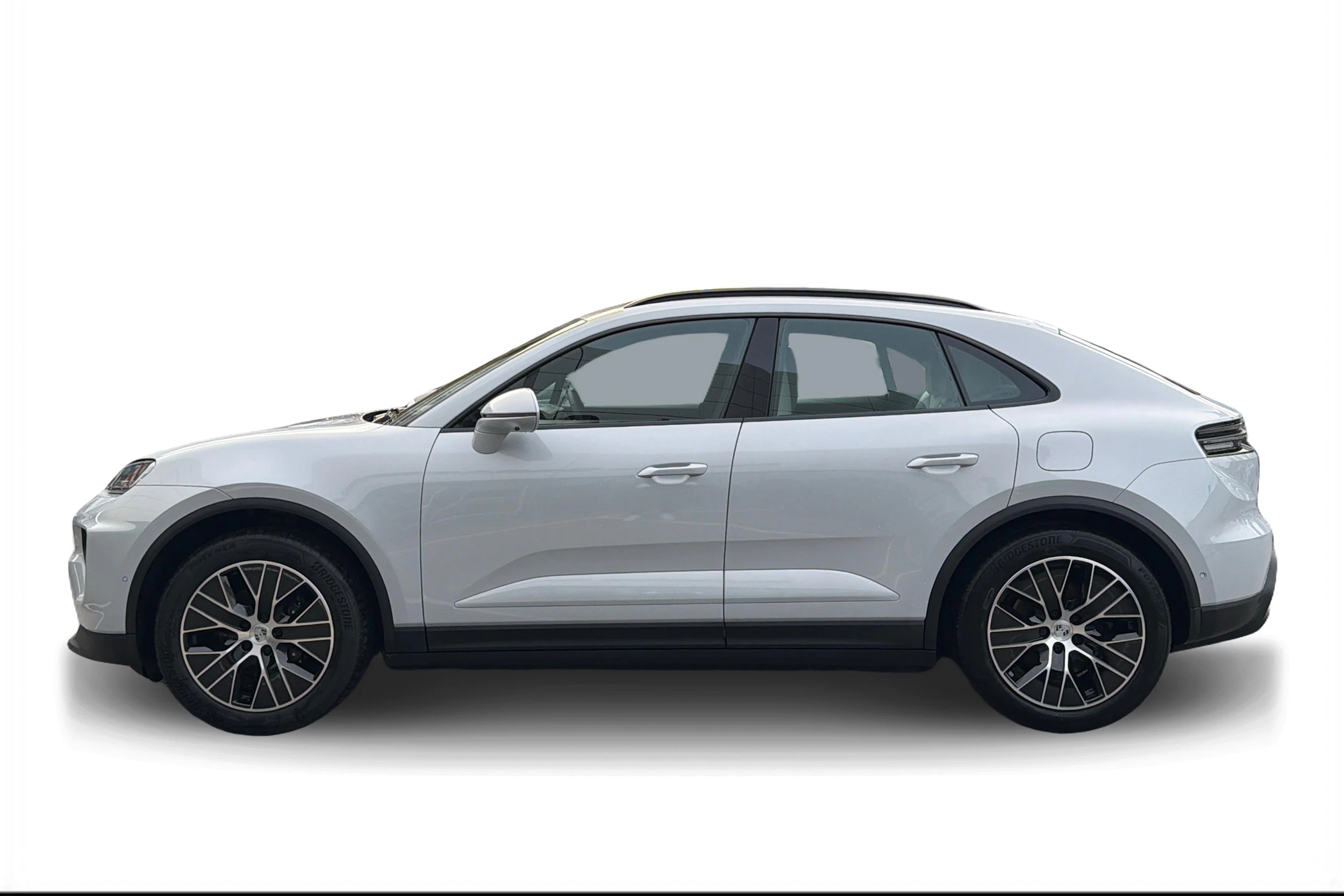 harmaa Porsche Macan 2026 kuva 5.