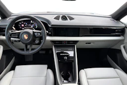 harmaa Porsche Macan 2026 kuva 7.