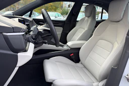 harmaa Porsche Macan 2026 kuva 9.