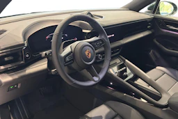 vihreä Porsche Macan 2026 kuva 6.