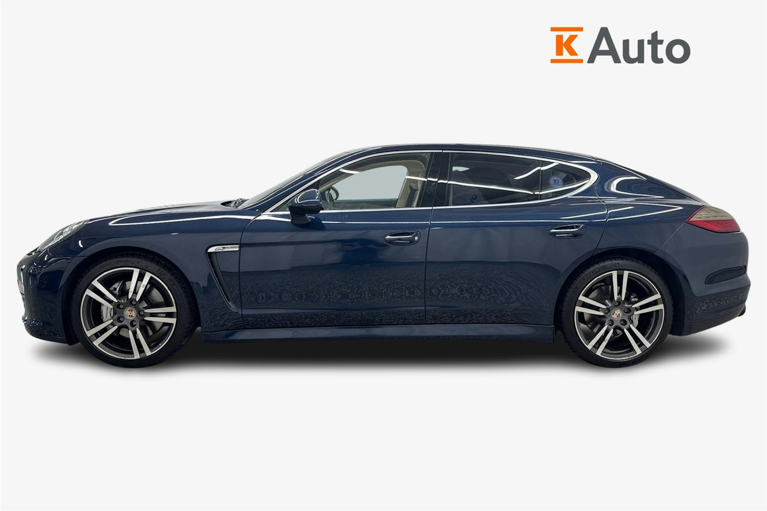 Sininen Porsche Panamera 2010 kuva 6.