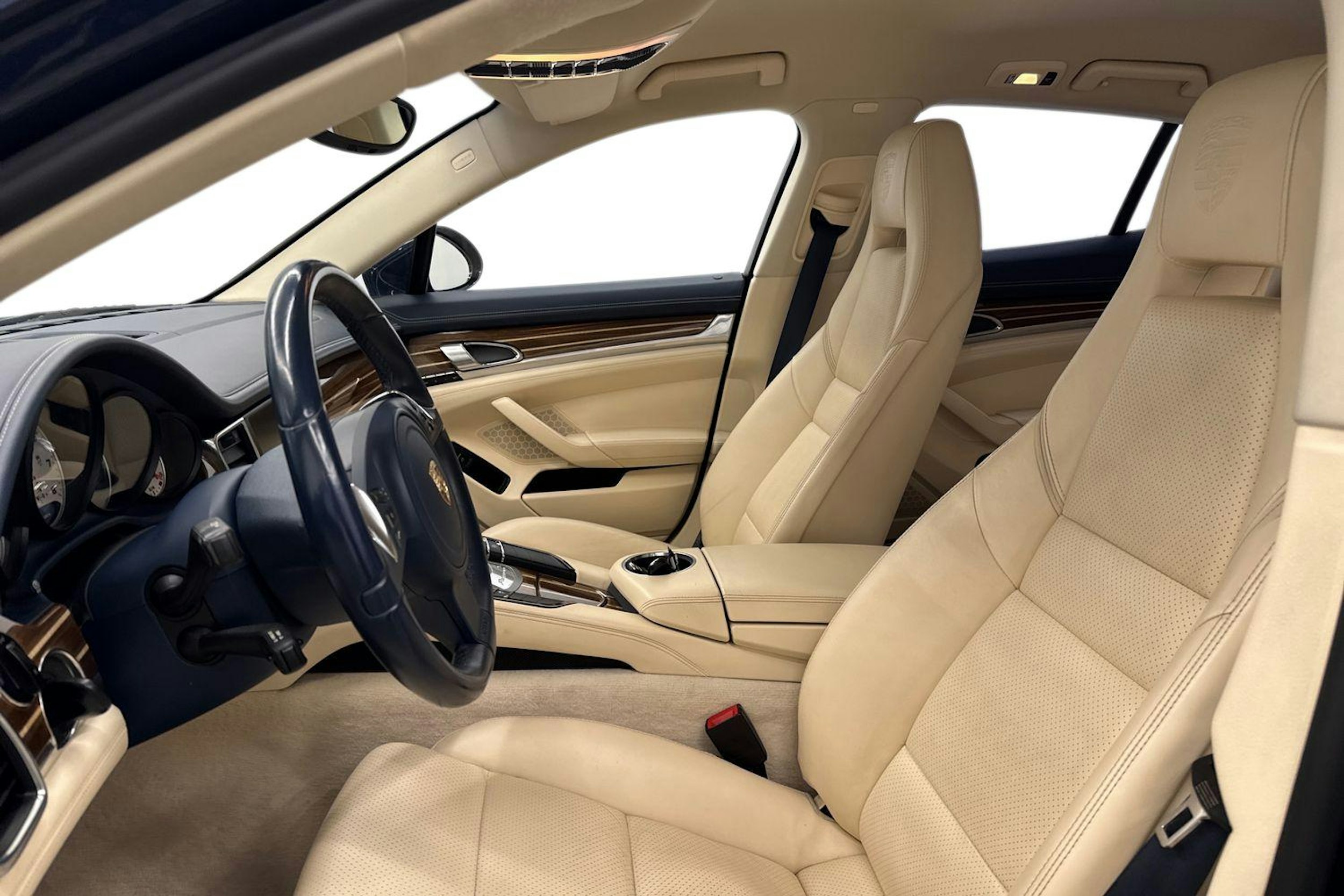 Sininen Porsche Panamera 2010 kuva 11.