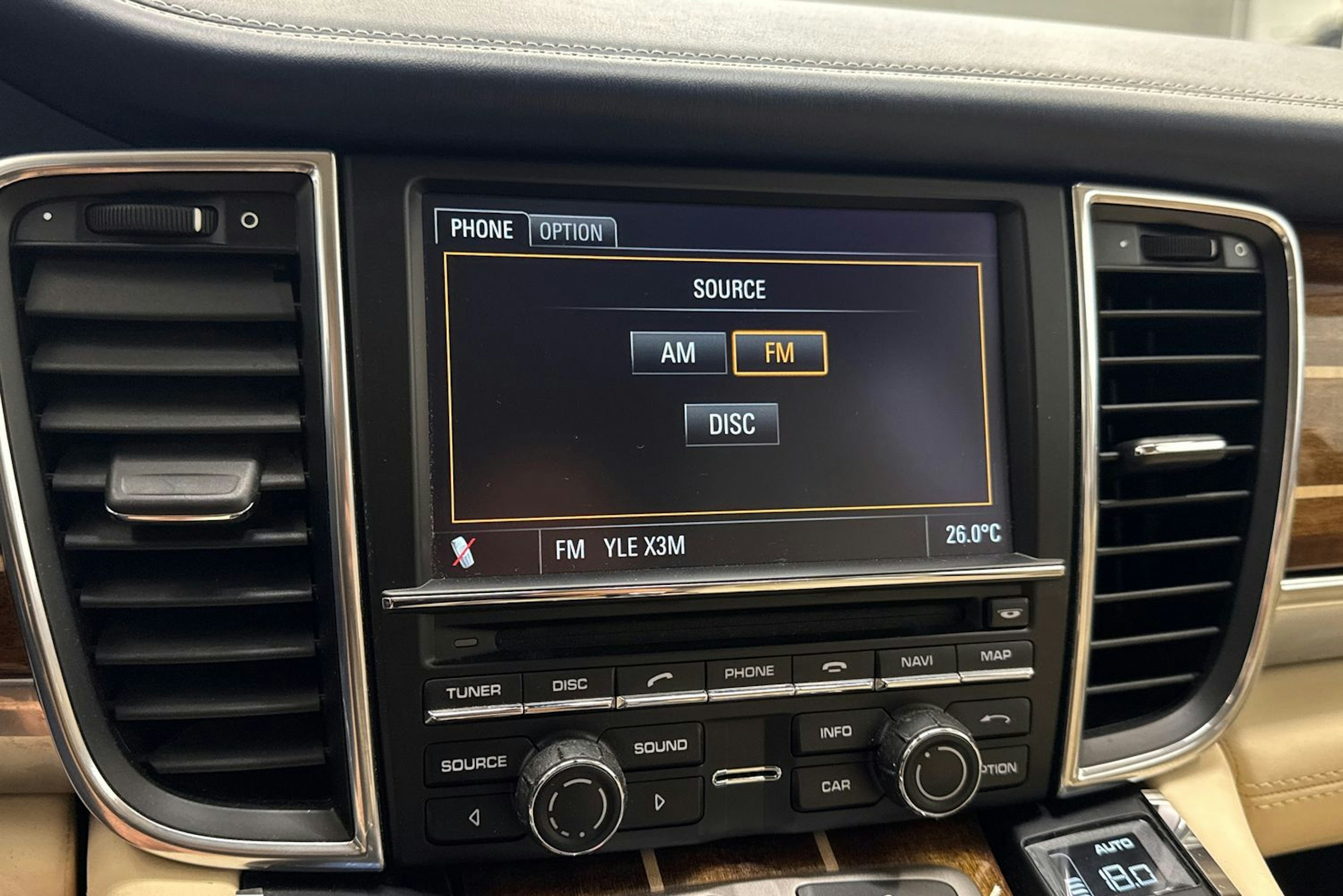 Sininen Porsche Panamera 2010 kuva 27.