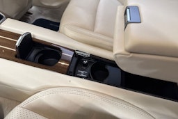 Sininen Porsche Panamera 2010 kuva 37.