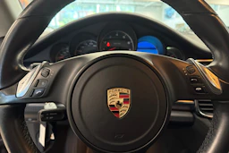 Harmaa Porsche Panamera 2012 kuva 16.