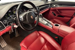 musta Porsche Panamera 2014 kuva 3.