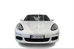 Valkoinen Porsche Panamera 2014 kuva 5.