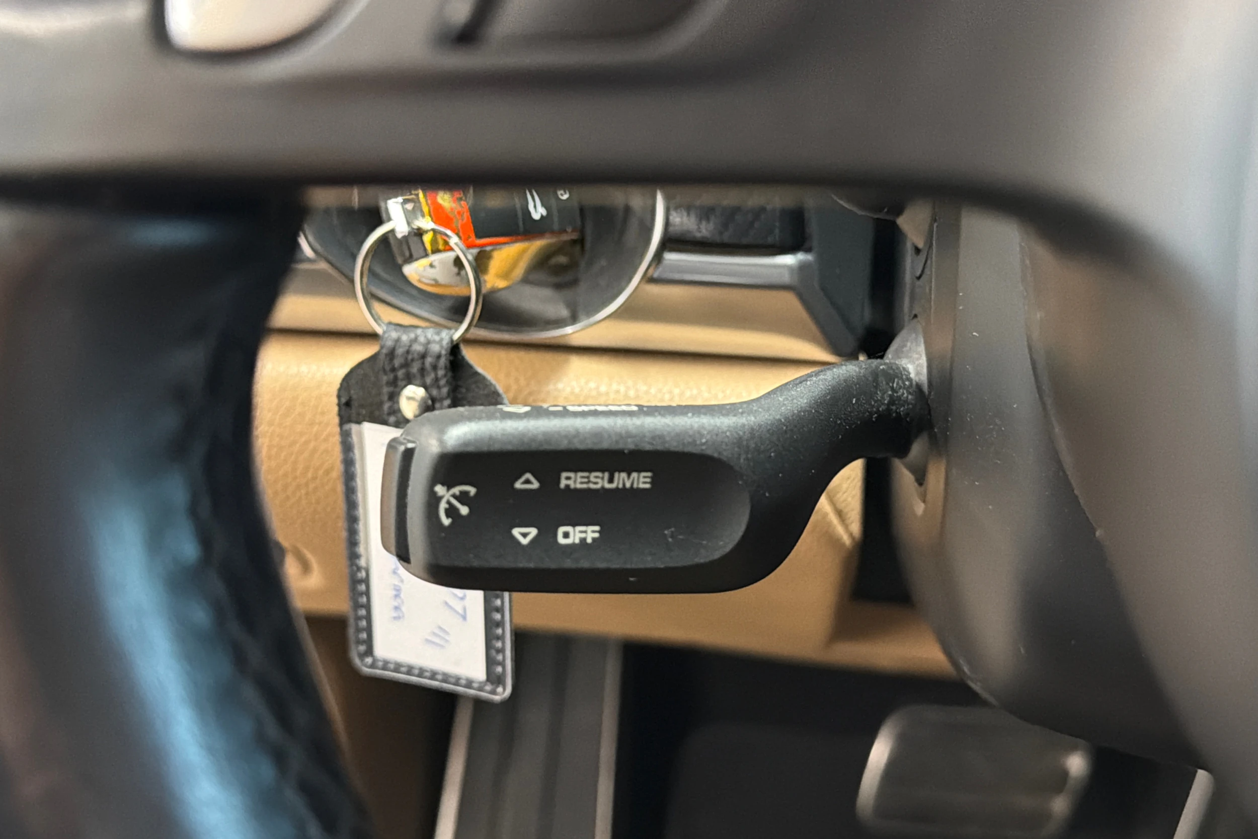 Valkoinen Porsche Panamera 2014 kuva 22.