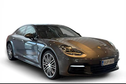 met. harmaa Porsche Panamera 2017 kuva 1.