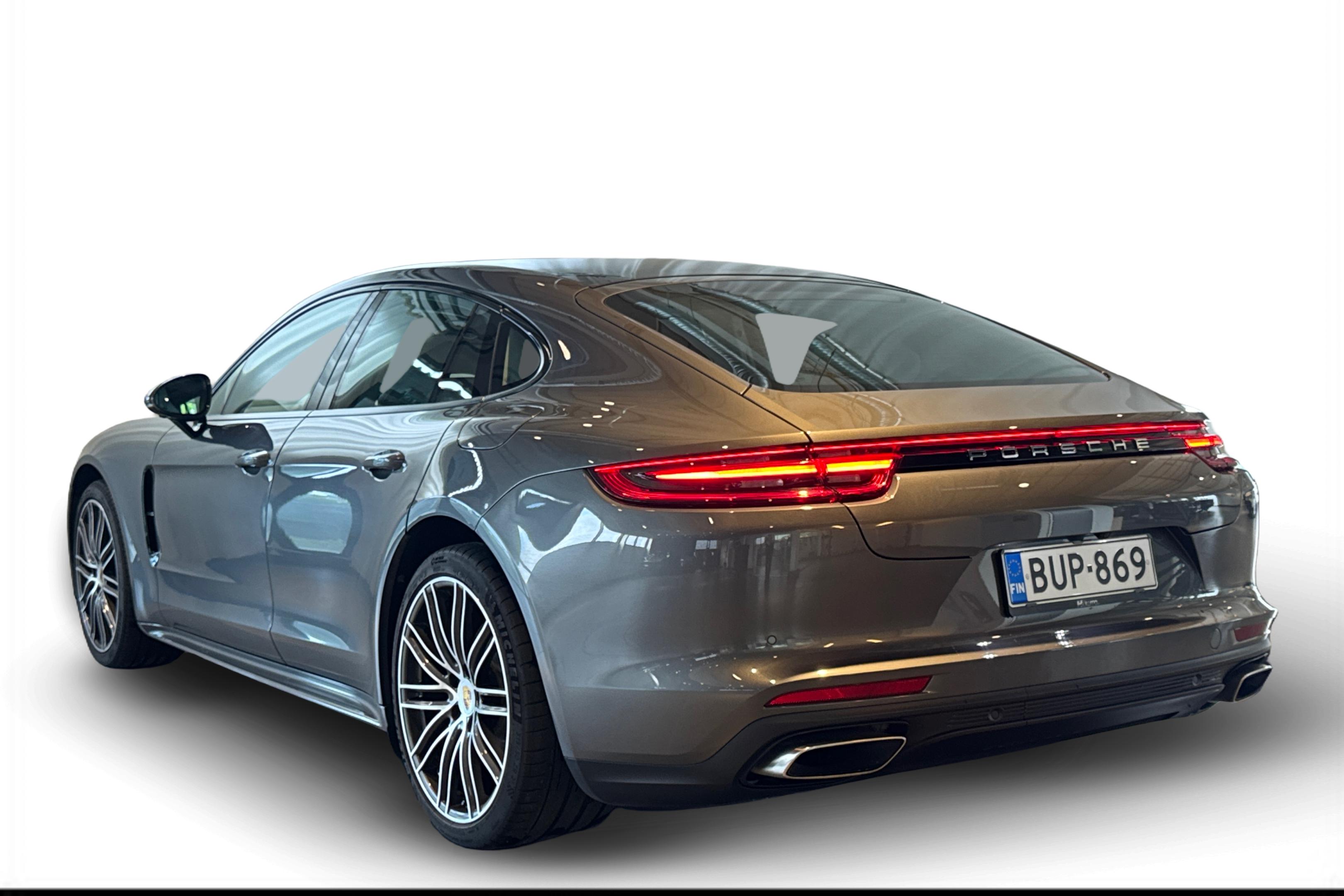 Porsche Panamera 4 E-Hybrid 2017, kuva 2/19