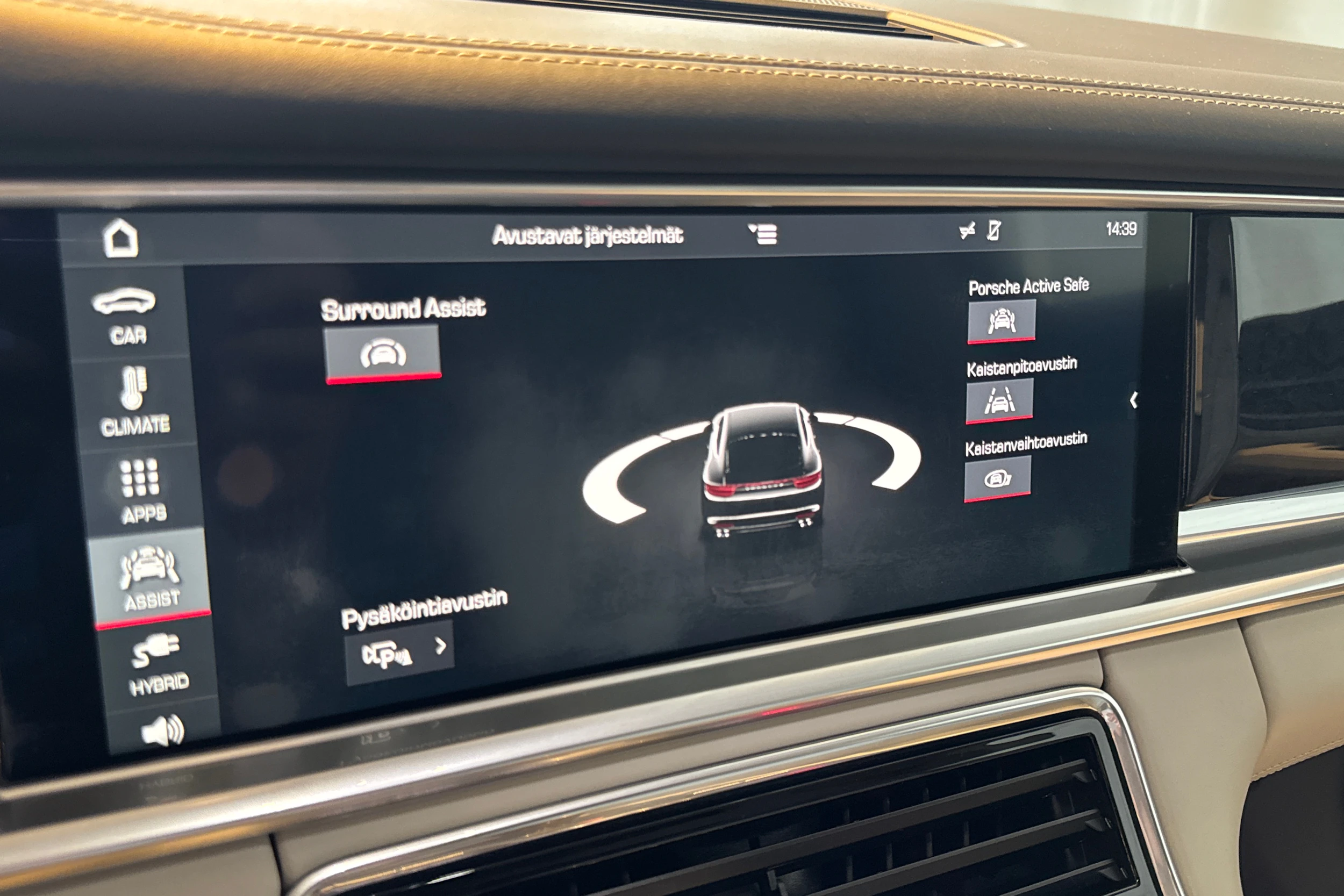 met. harmaa Porsche Panamera 2017 kuva 15.