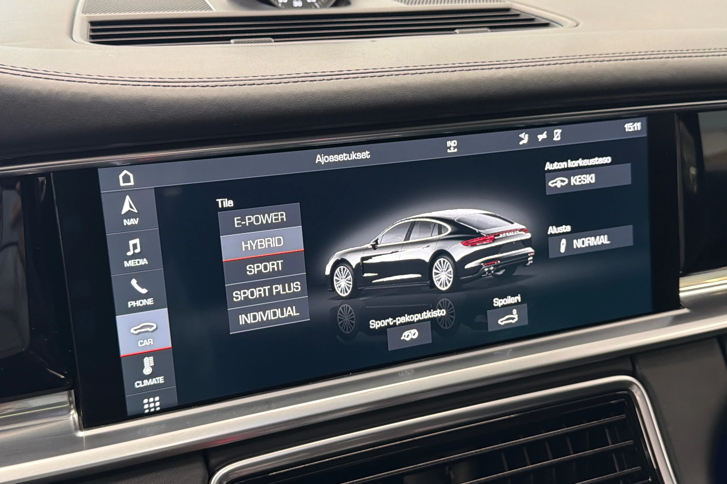 Musta Porsche Panamera 2017 kuva 19.