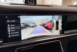 Musta Porsche Panamera 2017 kuva 25.