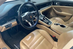 valkoinen Porsche Panamera 2017 kuva 6.